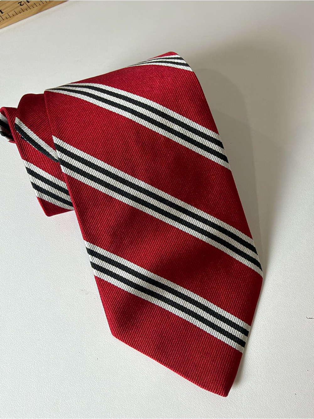 Brooks Brothers XL Red Diagonal Stripe Power Tie with Black and White Accents